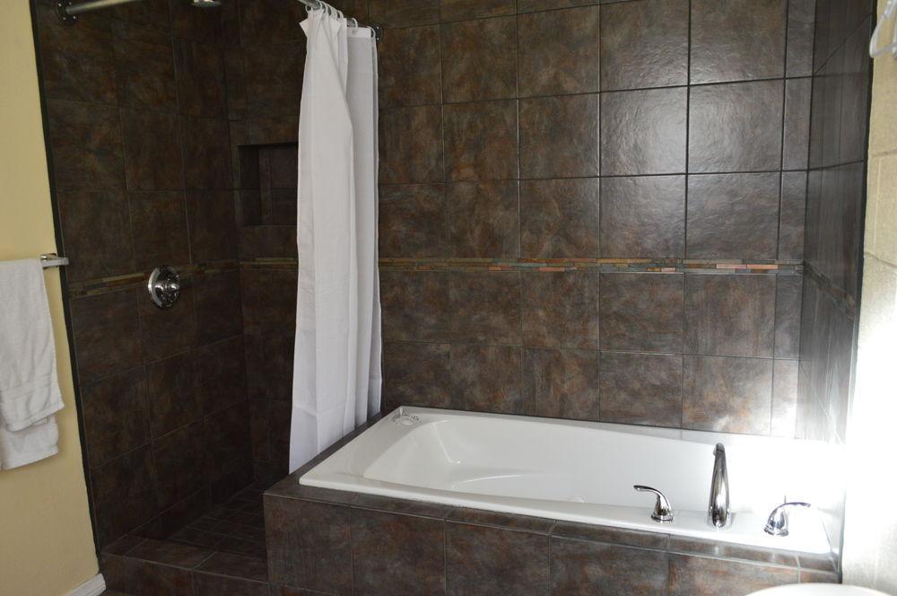 טוונטיניין פאלמס Circle C Lodge מראה חיצוני תמונה