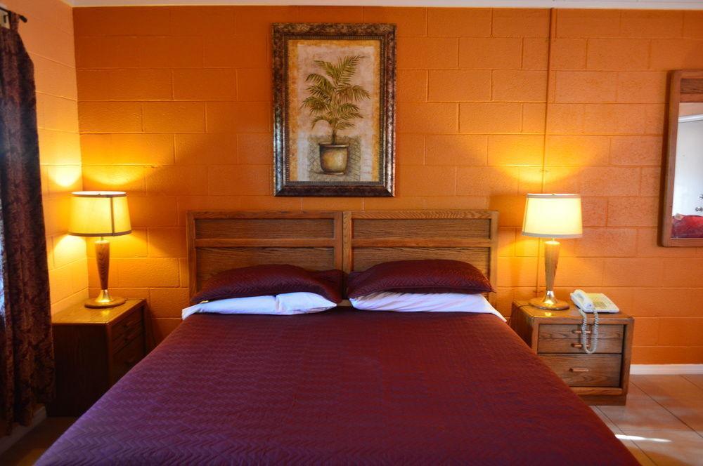 טוונטיניין פאלמס Circle C Lodge מראה חיצוני תמונה