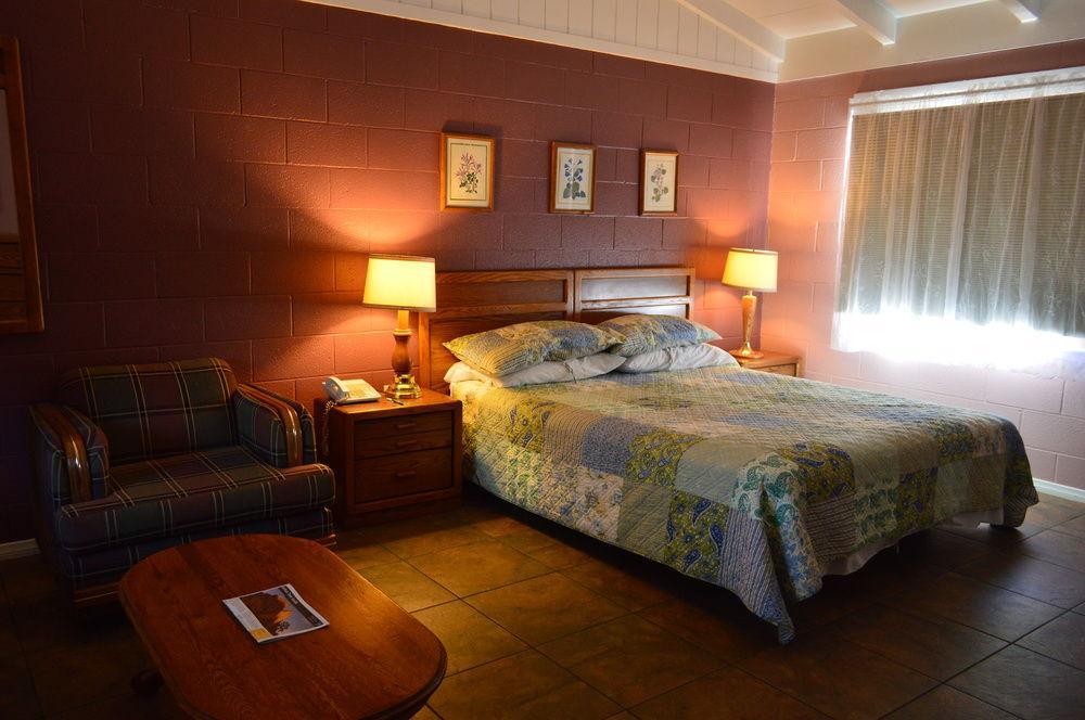טוונטיניין פאלמס Circle C Lodge מראה חיצוני תמונה